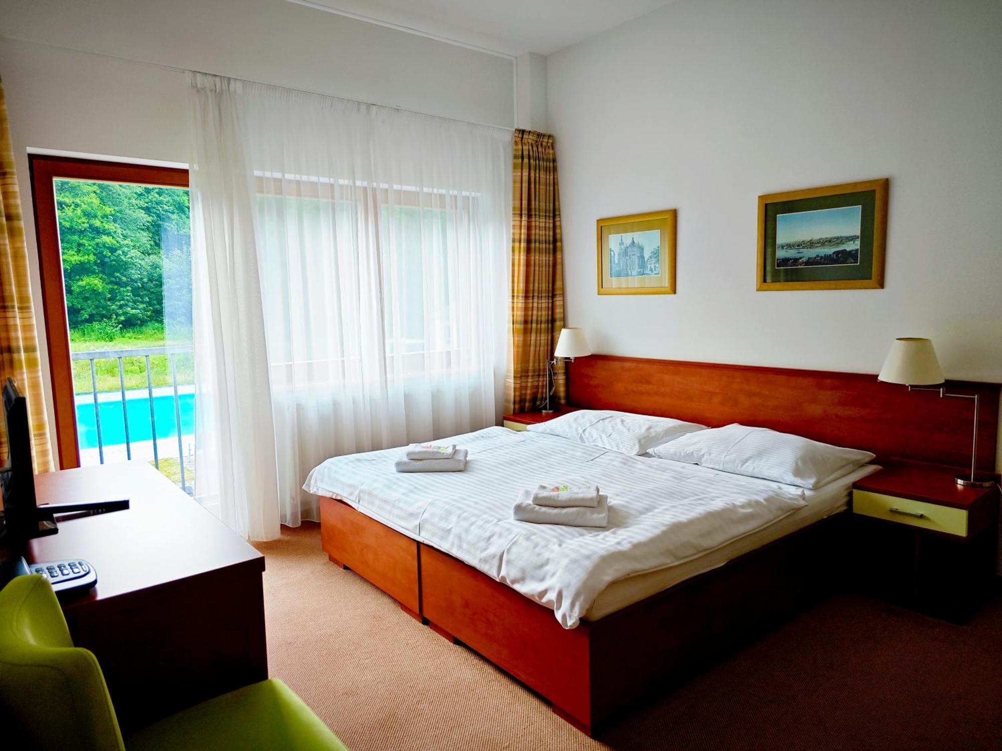 Hotel Bazant Karlsbad Exterior foto